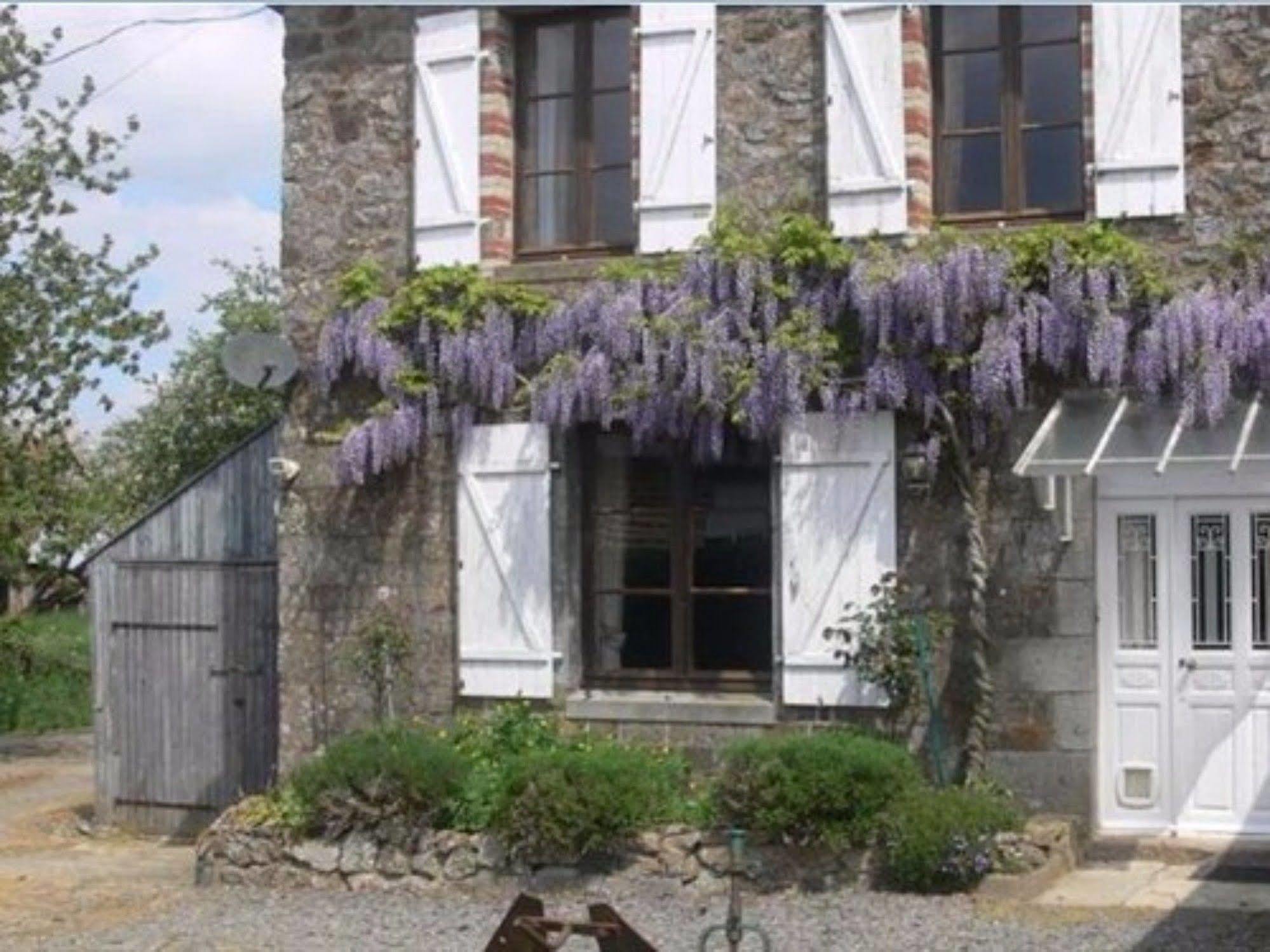 Le Jardin B&B Isigny-le-Buat Экстерьер фото